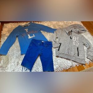 Super cute toddler size 4 kids set of 3.Zip up hoodie,sweater and cut off shorts